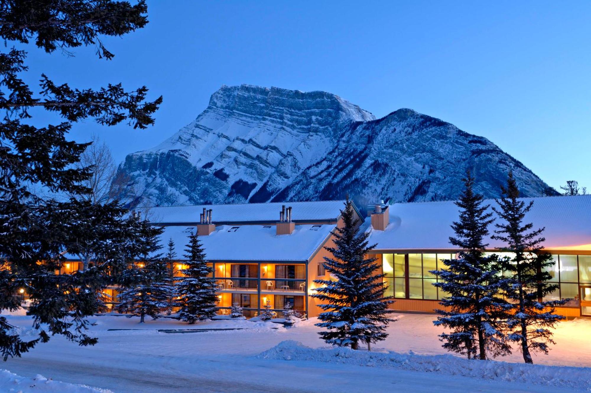 Douglas Fir Resort & Chalets Banff Exterior foto